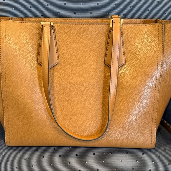 Michael Kors Tan Leather 3-Piece Tote Set - Picture 13 of 15
